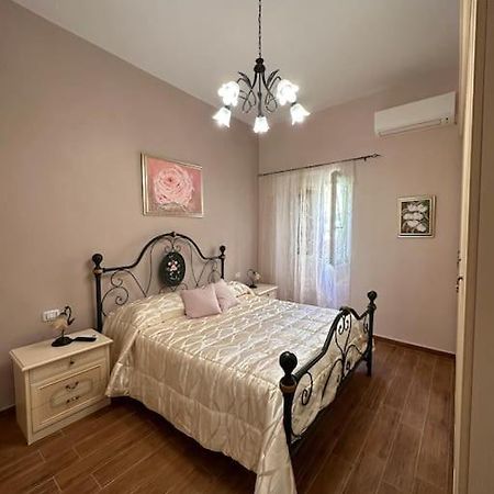Casa Virginia Apartment ลีวอร์โน ภายนอก รูปภาพ