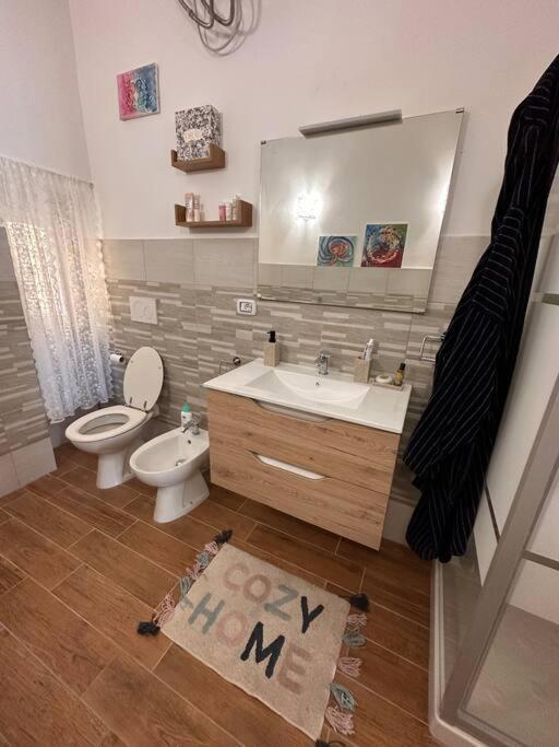 Casa Virginia Apartment ลีวอร์โน ภายนอก รูปภาพ