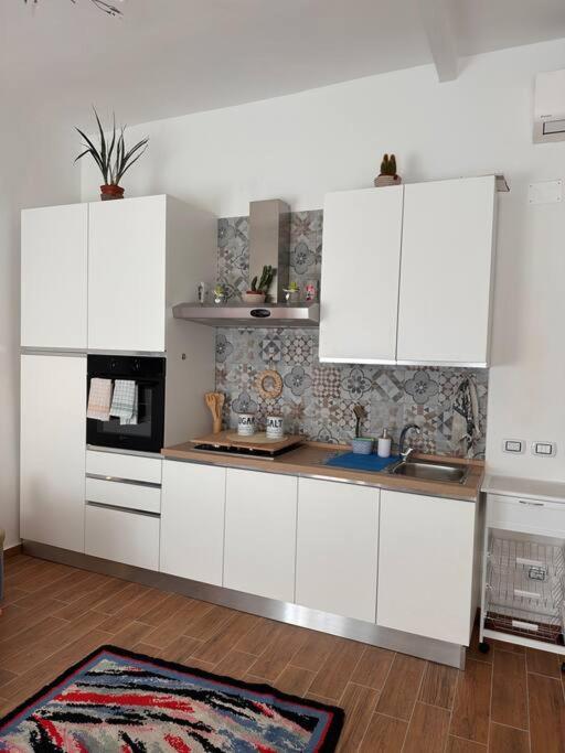 Casa Virginia Apartment ลีวอร์โน ภายนอก รูปภาพ